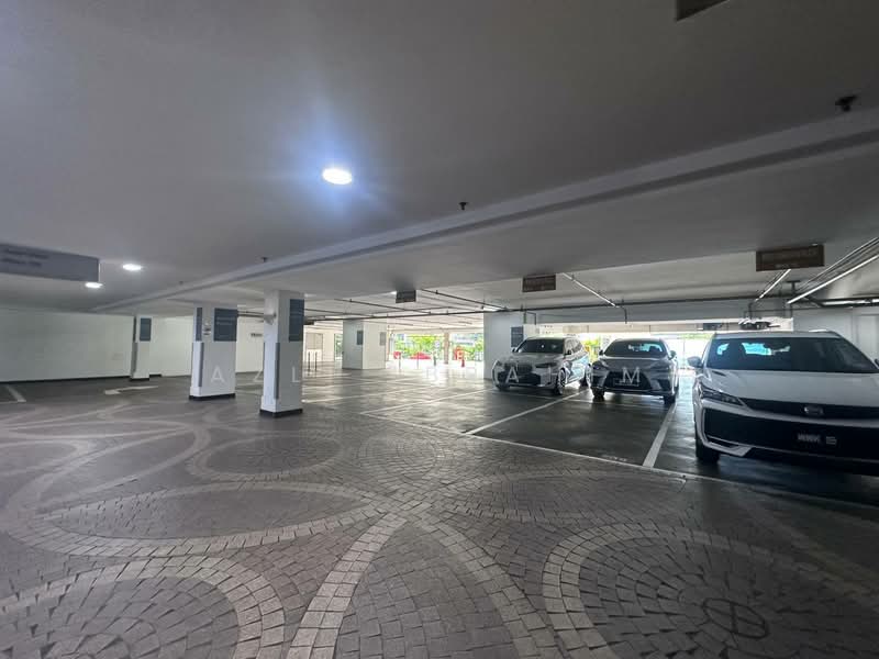 Office for Sale in KLCC (KL City Centre) - Azli Ibrahim - Car Park - PropertyGuru.com.my