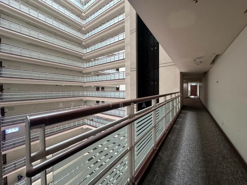 Office for Sale in KLCC (KL City Centre) - Azli Ibrahim - Corridor - PropertyGuru.com.my