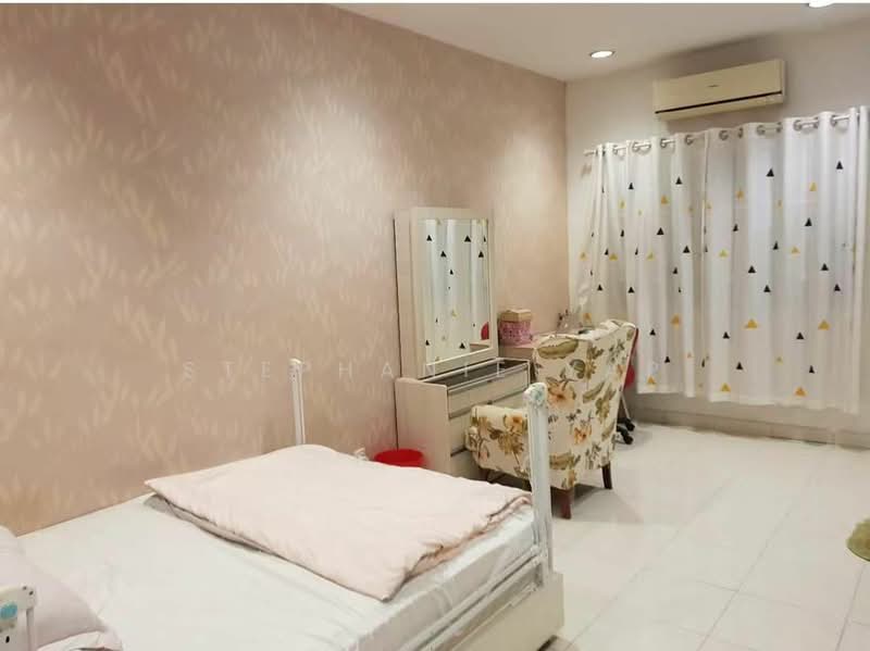 Rumah Teres untuk Disewa di Bandar Puteri Klang (Klang) - Stephanie Yap - Bedroom - PropertyGuru.com.my