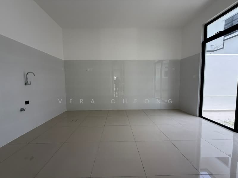 Cluster House for Sale in Eco Botanic 2 (Iskandar Puteri (Nusajaya)) - Vera Cheong - Kitchen - PropertyGuru.com.my