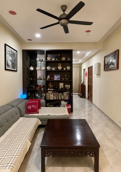 1-storey Terraced House for Sale in Taman Ehsan (Kepong) - Sean Yong - Living Room - PropertyGuru.com.my