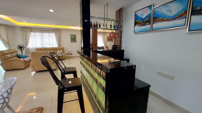 Rumah Banglo untuk Dijual di Taman Bukit Kempas (Tampoi) - Wenting Lee - Living Room - PropertyGuru.com.my