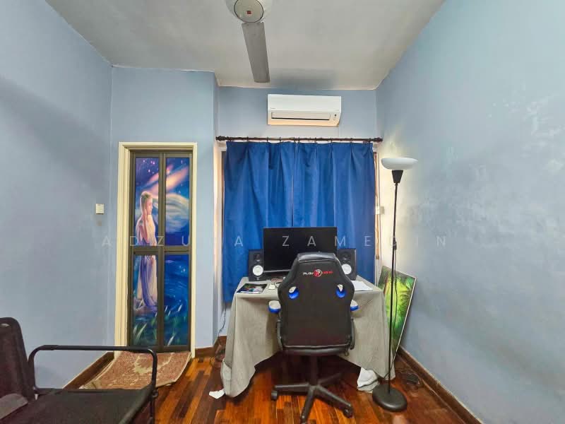 Rumah Teres 2.5 Tingkat untuk Dijual di Bandar Sri Damansara (Selangor) - Adzura Zamedin - Study - PropertyGuru.com.my