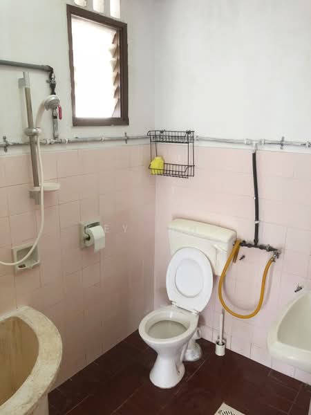 Apartment for Sale at Lily & Rose - Key Ling - Bathroom - PropertyGuru.com.my
