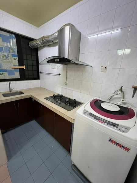 Condominium for Sale at Idaman Sutera - Penny Ang - Kitchen - PropertyGuru.com.my