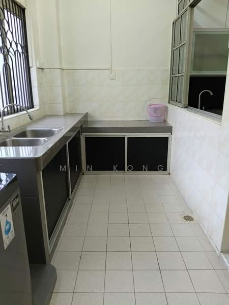 1-storey Terraced House for Rent in Taman Rinting (Masai) - Min Kong - Kitchen - PropertyGuru.com.my