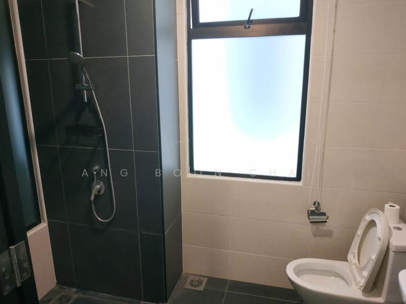 Kediaman Servis untuk Disewa di Wave @ Marina Cove - Ang Boon Chai - Bathroom - PropertyGuru.com.my