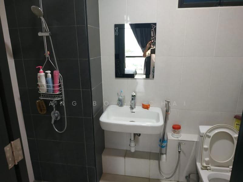 Kediaman Servis untuk Disewa di Wave @ Marina Cove - Ang Boon Chai - Bathroom - PropertyGuru.com.my