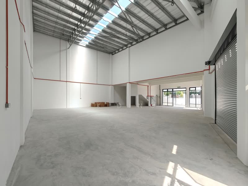 Cluster Factory for Sale in Akasia Business Park (Ulu Tiram) - TK Ding - Interior - PropertyGuru.com.my