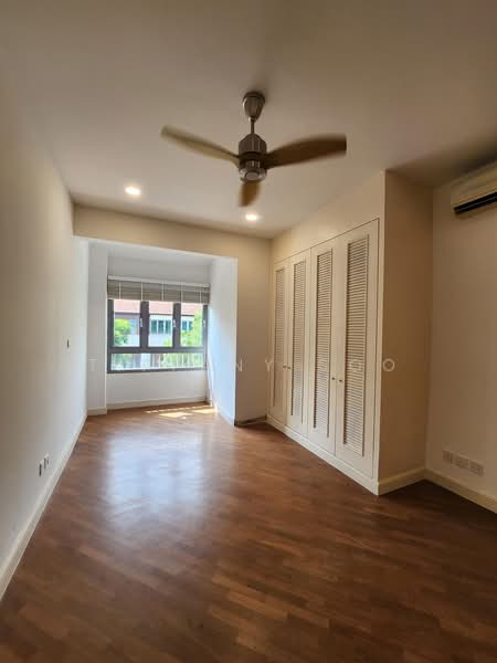Rumah Teres 3.5 Tingkat untuk Dijual di Bukit Persekutuan (Bangsar) - Tiffany Soo - PropertyGuru.com.my