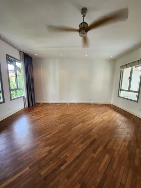 Rumah Teres 3.5 Tingkat untuk Dijual di Bukit Persekutuan (Bangsar) - Tiffany Soo - PropertyGuru.com.my
