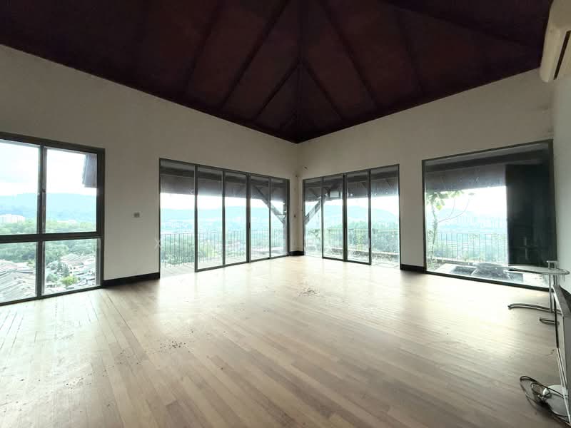 Bungalow for Sale in Setia Hills (Ampang) - Xiang Rong - Master Bedroom - PropertyGuru.com.my
