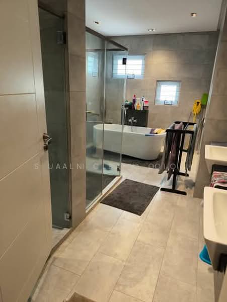 Semi-Detached House for Sale in Tanjung Bungah (Penang) - Suan Lay Ooi - Bathroom - PropertyGuru.com.my