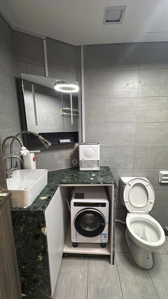 Servis Apartment untuk Disewa di The New Duo @ Edumetro - Sarah Wong - Bathroom - PropertyGuru.com.my