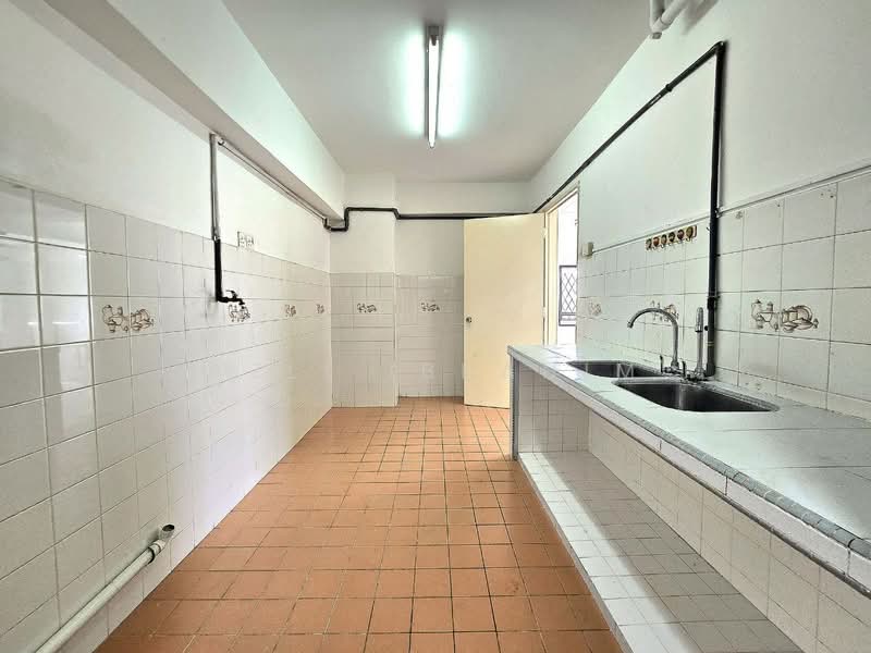 Condominium for Sale at Le Jardin Deluxe - Azli Ibrahim - Kitchen - PropertyGuru.com.my