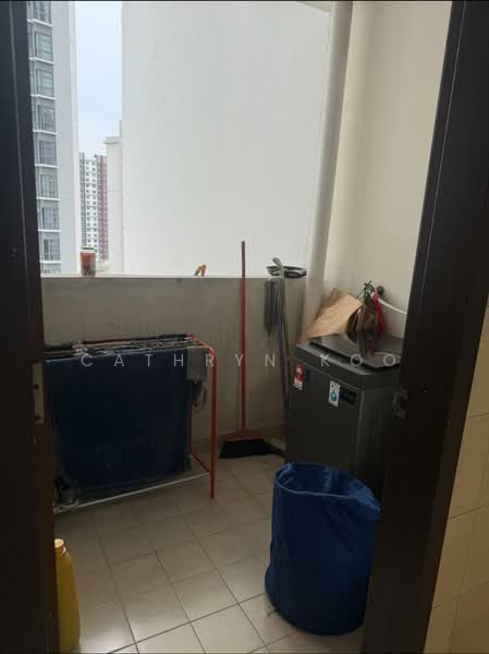 Kondominium untuk Disewa di Nautica Lake Suites - Cathryn Koo - Balcony - PropertyGuru.com.my
