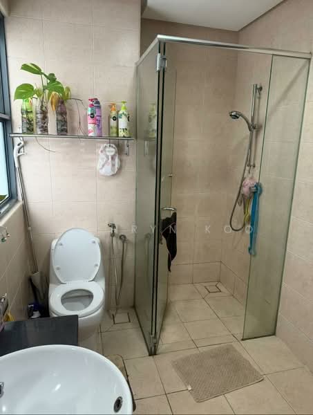 Kondominium untuk Disewa di Nautica Lake Suites - Cathryn Koo - Bathroom - PropertyGuru.com.my