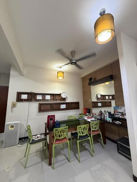 Condominium for Rent at Nautica Lake Suites - Cathryn Koo - Dining Room - PropertyGuru.com.my