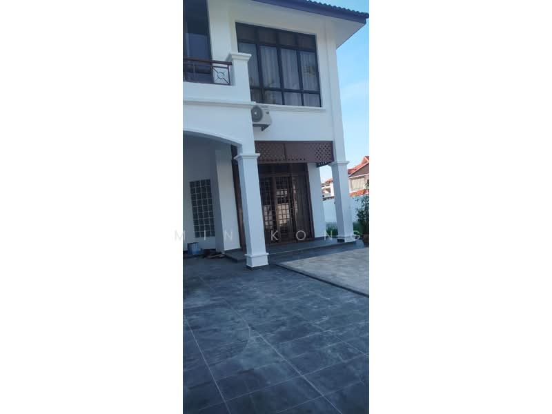 Rumah Teres 2 Tingkat untuk Disewa di Taman Sutera (Johor Bahru) - Min Kong - Exterior - PropertyGuru.com.my