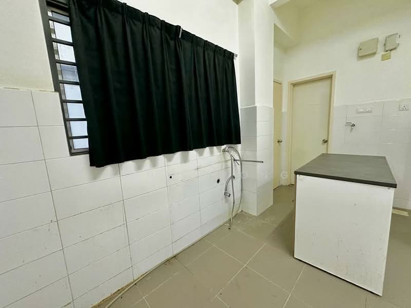 Rumah Teres 2 Tingkat untuk Dijual di Semenyih (Selangor) - Kent Chong - Kitchen - PropertyGuru.com.my