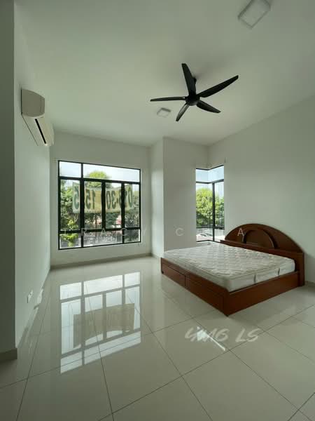 Semi-Detached House for Sale in Canary Garden (Klang) - Tracy Chua - Bedroom - PropertyGuru.com.my
