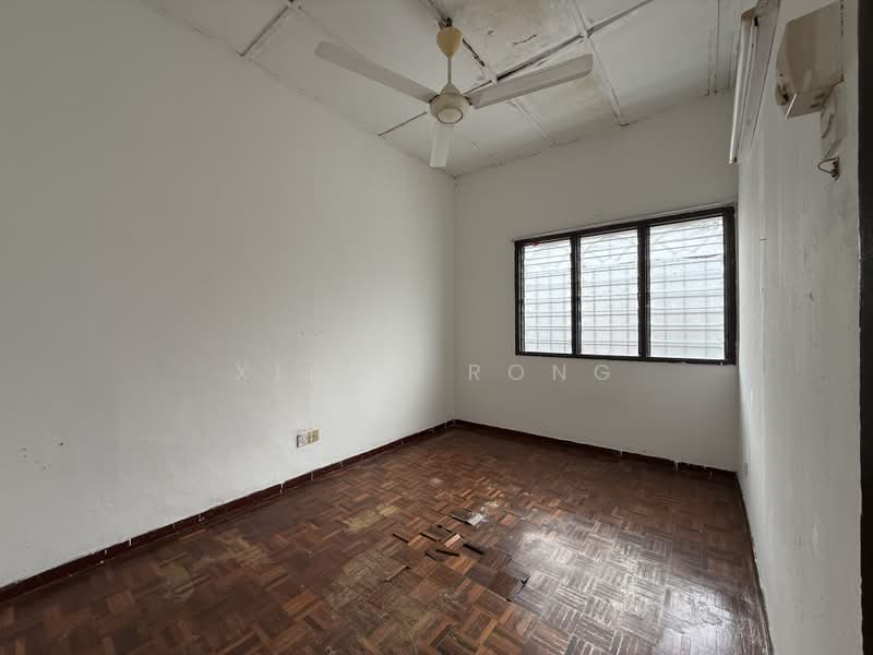 Rumah Bandar untuk Dijual di Pandan Indah (Ampang) - Xiang Rong - 3rd Bedroom - PropertyGuru.com.my