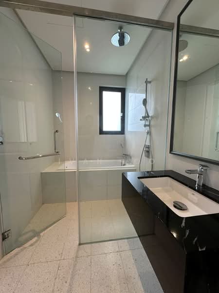 Servis Apartment untuk Disewa di Oxford Residences @ Pavilion Embassy - Ivan Loo - Bathroom - PropertyGuru.com.my