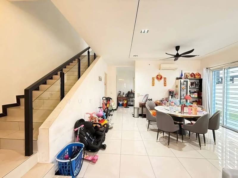 Cluster House for Sale in Setia Tropika (Johor Bahru) - Queenie Ng - Living Room - PropertyGuru.com.my