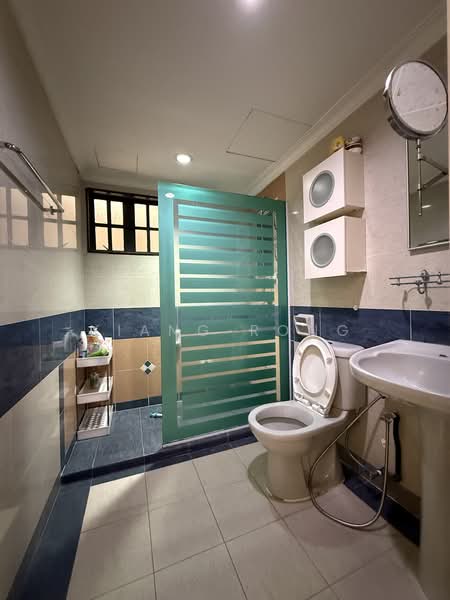 Townhouse for Sale in KL City Centre (Kuala Lumpur) - Xiang Rong - Bathroom - PropertyGuru.com.my