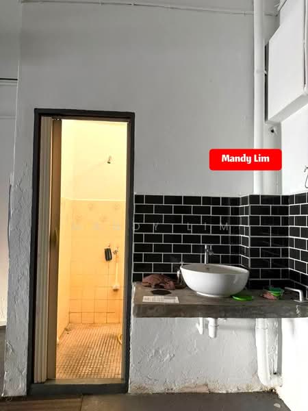 Shop for Rent in Pengkalan Weld (George Town) - Mandy Lim - Bathroom - PropertyGuru.com.my