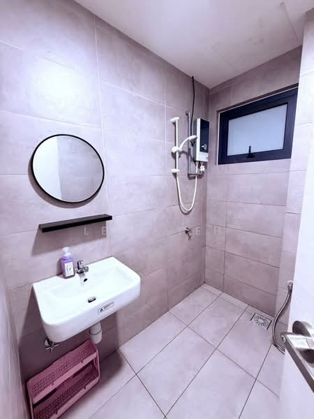 Servis Apartment untuk Disewa di Savio @ Riana Dutamas - Leon Teh - Bathroom - PropertyGuru.com.my
