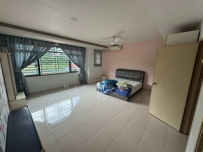 Rumah Teres 2 Tingkat untuk Disewa di Taman Mount Austin (Tebrau) - Min Kong - Bedroom - PropertyGuru.com.my