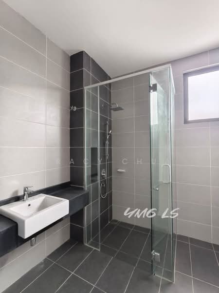 Semi-Detached House for Sale in Canary Garden (Klang) - Tracy Chua - Bathroom - PropertyGuru.com.my