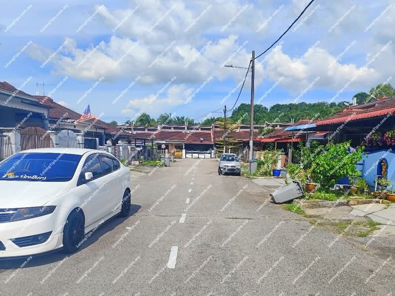 1-storey Terraced House for Sale in Taman Flora Heights (Pasir Gudang) - Leslie Low - Exterior - PropertyGuru.com.my