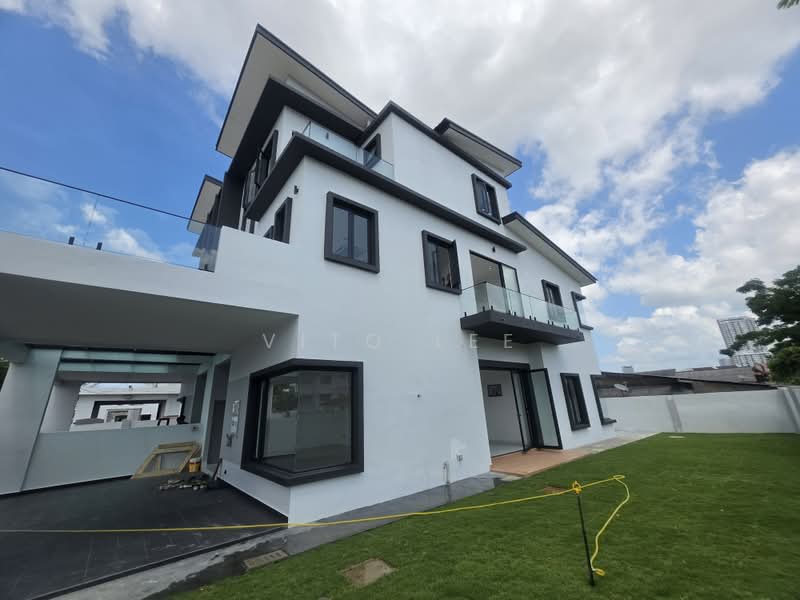 Semi-Detached House for Sale in Kampung Lapan (Melaka City) - Vito Lee - PropertyGuru.com.my