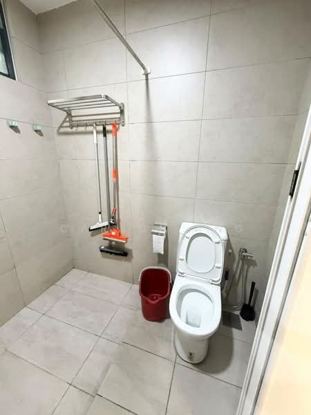 Servis Apartment untuk Disewa di Luminari - Carson Ang - Bathroom - PropertyGuru.com.my