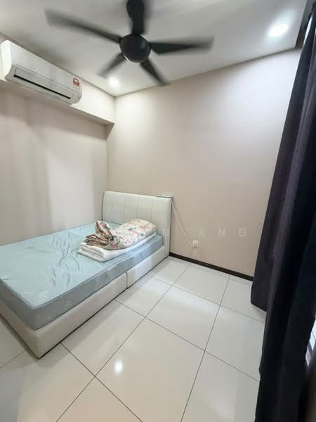 Servis Apartment untuk Disewa di Luminari - Carson Ang - Bedroom - PropertyGuru.com.my
