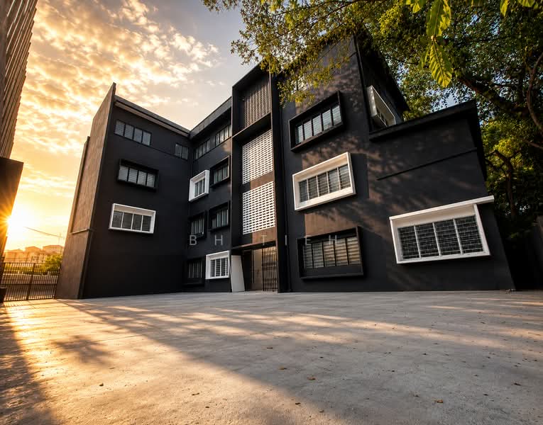Shop for Sale in KL City Centre (Kuala Lumpur) - BH Tieh - Exterior - PropertyGuru.com.my