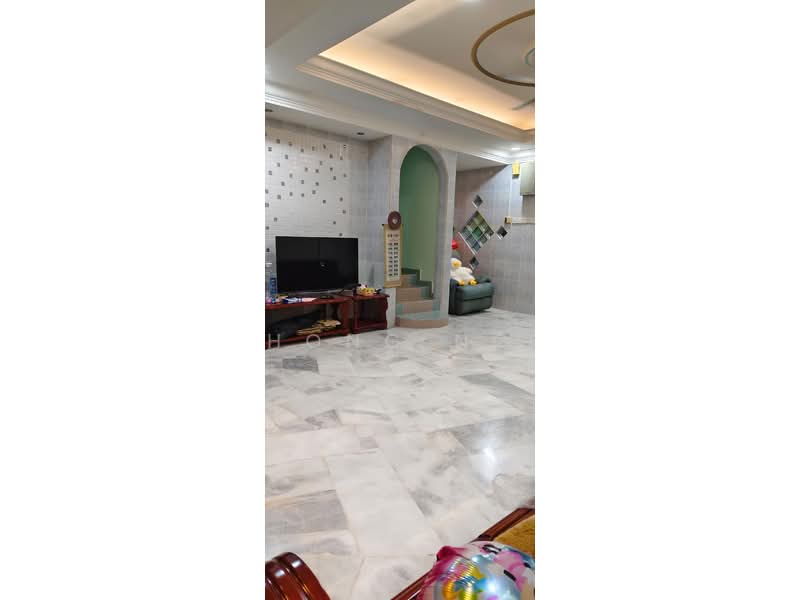 2-storey Terraced House for Rent in Cheras (Selangor) - Hong Ng - Living Room - PropertyGuru.com.my