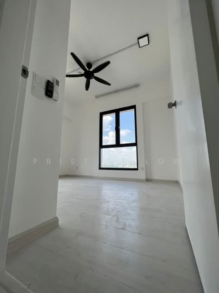 Service Residence for Rent at Equine Residence - Pristine Low - Interior - PropertyGuru.com.my