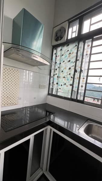 Servis Apartment untuk Disewa di Ayuman Suites - Kathy Yap - Kitchen - PropertyGuru.com.my