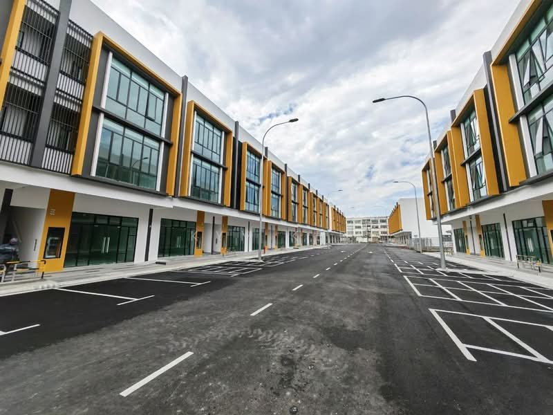 Kedai / Pejabat untuk Disewa di Bandar Baru Permas Jaya (Permas Jaya) - Kym Kee - Exterior - PropertyGuru.com.my