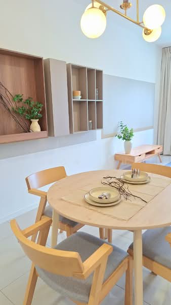 Servis Apartment untuk Disewa di Savvy @ Riana Dutamas - Leon Teh - Dining Room - PropertyGuru.com.my