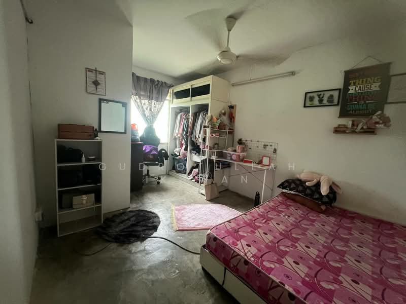 Rumah Teres 2 Tingkat untuk Dijual di Taman Puchong Perdana (Puchong) - Gudrotullah Ikhwan - Bedroom - PropertyGuru.com.my