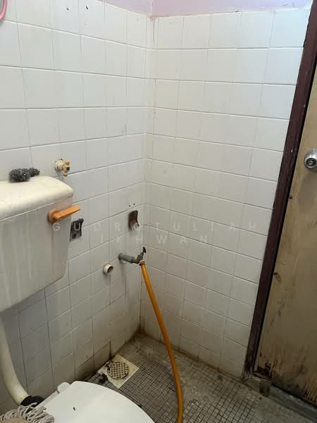 Rumah Teres 2 Tingkat untuk Dijual di Taman Puchong Perdana (Puchong) - Gudrotullah Ikhwan - Bathroom - PropertyGuru.com.my