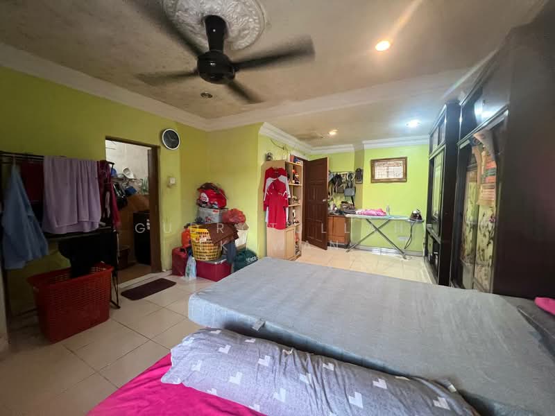 Rumah Teres 2 Tingkat untuk Dijual di Taman Puchong Perdana (Puchong) - Gudrotullah Ikhwan - Bedroom - PropertyGuru.com.my