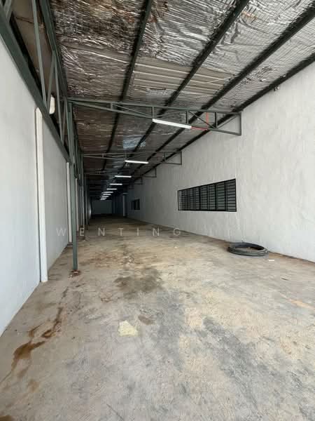 Kilang Berkembar untuk Disewa di Taman Perindustrian Cemerlang (Ulu Tiram) - Wenting Lee - Corridor - PropertyGuru.com.my