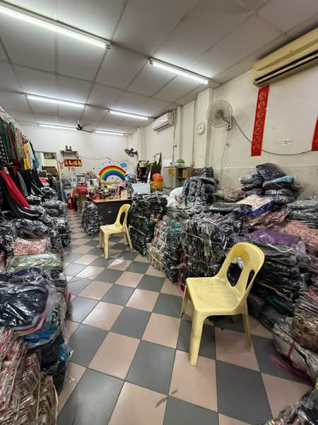 Shop for Rent in Kuala Lumpur (Kuala Lumpur) - Wan Hung Liew - Interior - PropertyGuru.com.my
