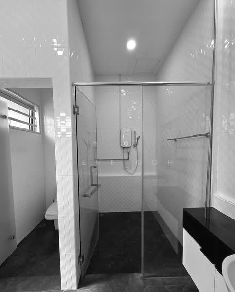 Rumah Berkembar untuk Disewa di Tanjung Bungah (Penang) - Irene Goh - Bathroom - PropertyGuru.com.my