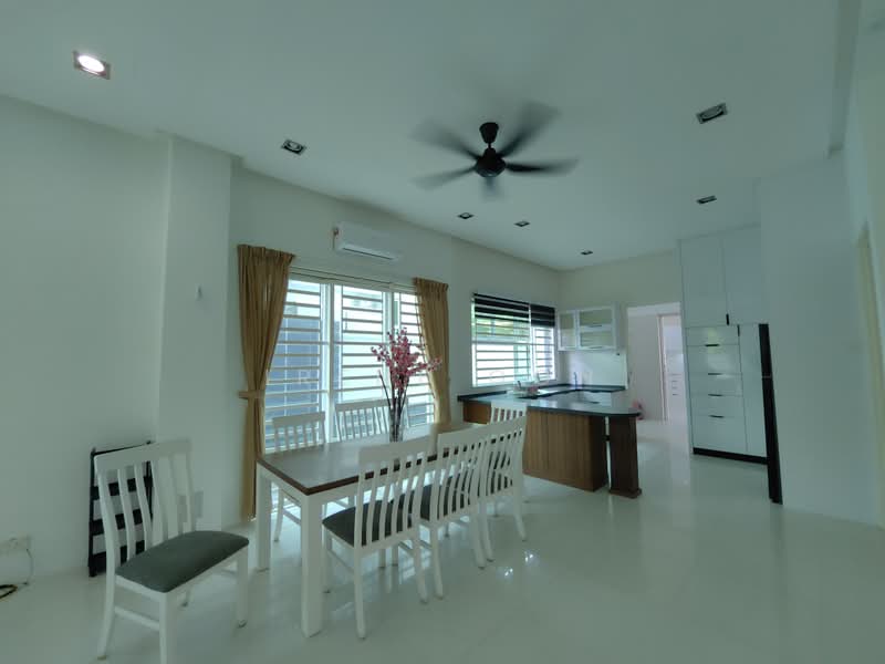Semi-Detached House for Rent in Tanjung Bungah (Penang) - Irene Goh - Dining Room - PropertyGuru.com.my